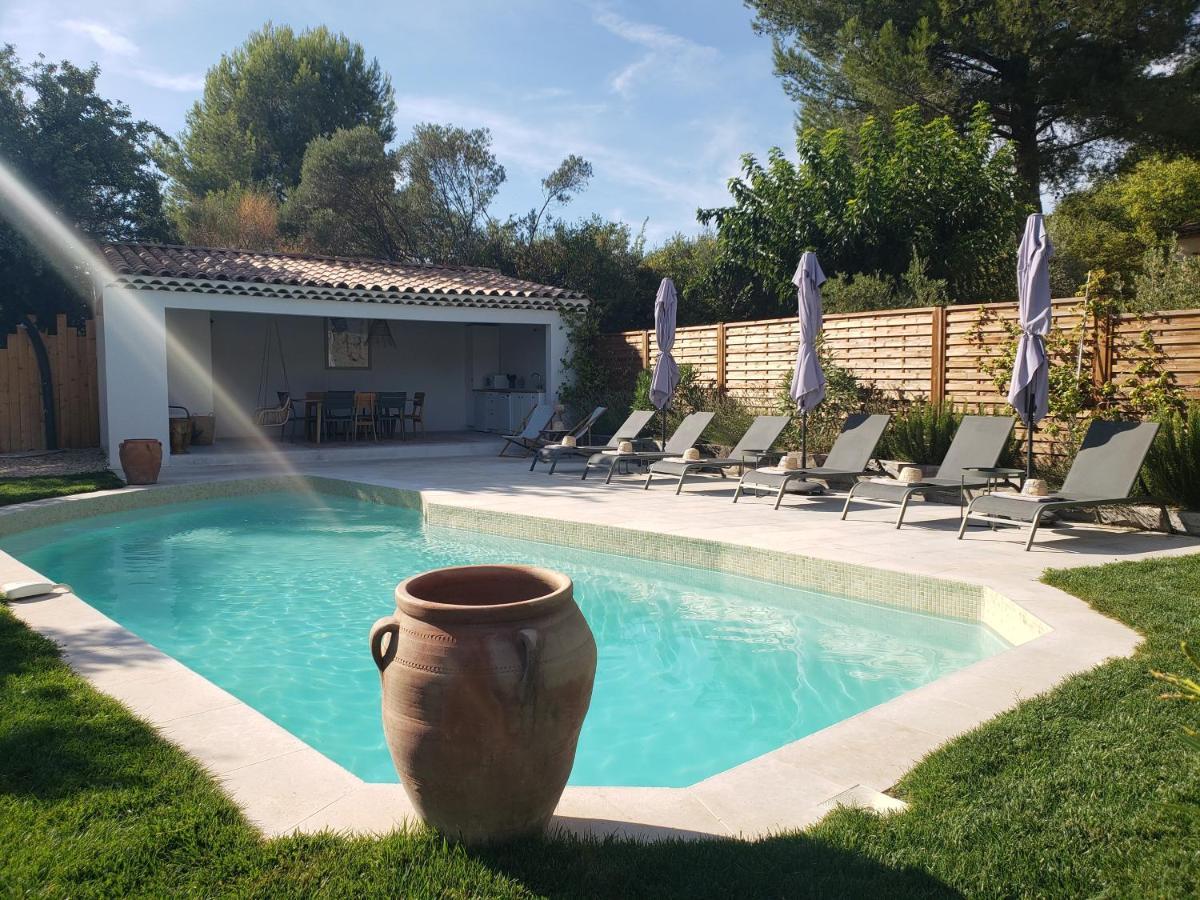 La Bastide D'Alix Bed & Breakfast Eguilles Bagian luar foto