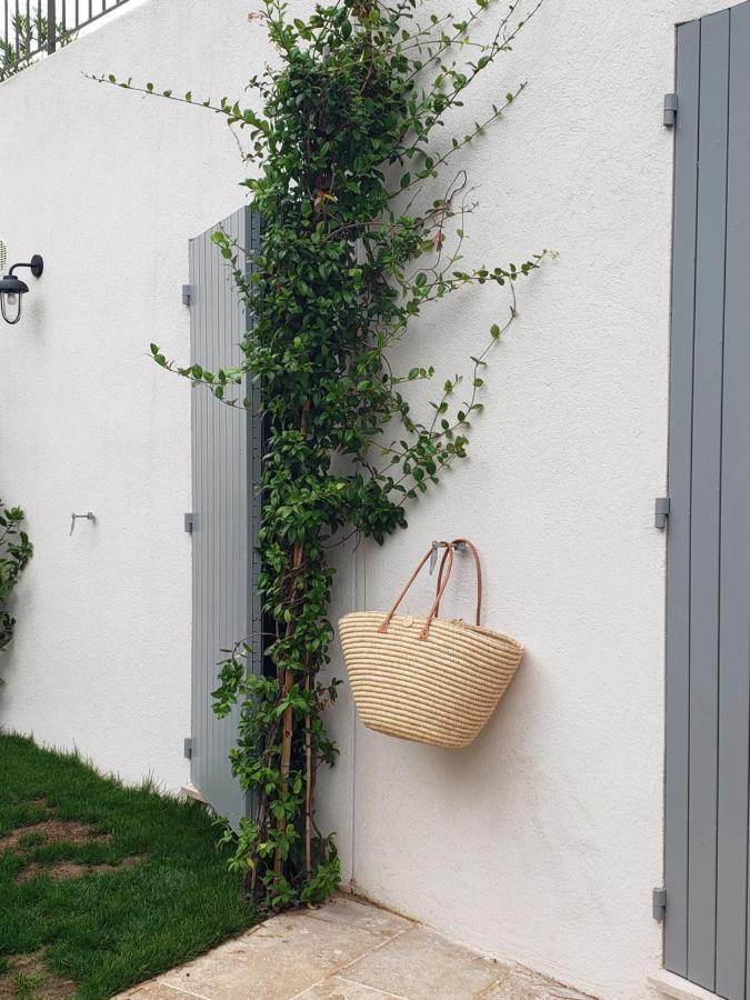 La Bastide D'Alix Bed & Breakfast Eguilles Bagian luar foto