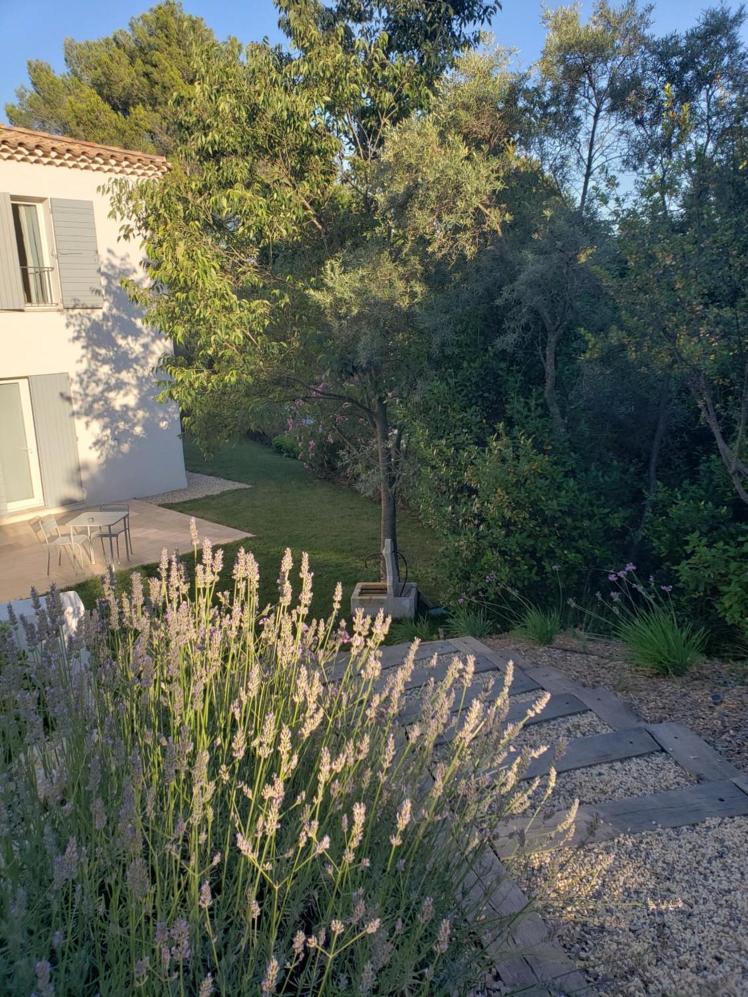 La Bastide D'Alix Bed & Breakfast Eguilles Bagian luar foto